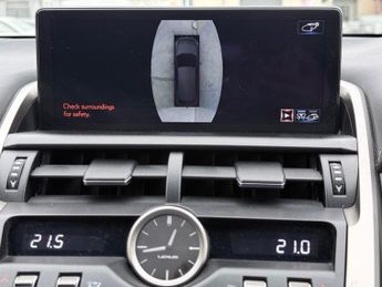 Lexus NX 300H PREMIER