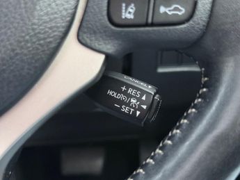 Lexus NX 300H PREMIER