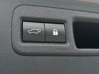 Lexus NX 300H PREMIER