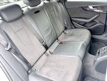 Audi A4 TFSI S LINE BLACK EDITION