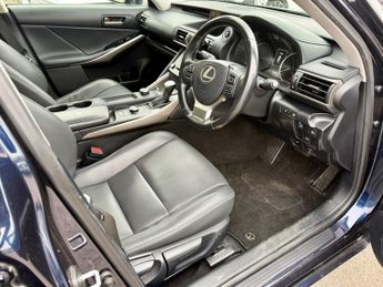Lexus IS 300H