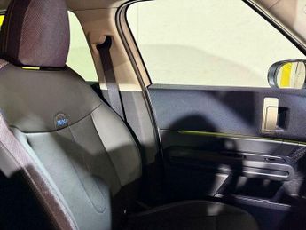 MINI Countryman 1.5C MHEV Classic Auto Euro 6 (s/s) 5dr