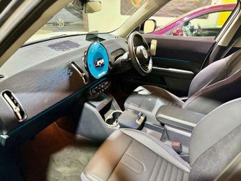 MINI Countryman 1.5C MHEV Classic Auto Euro 6 (s/s) 5dr