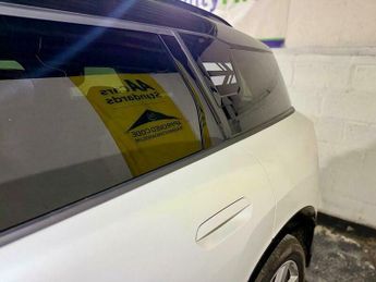 MINI Countryman 1.5C MHEV Classic Auto Euro 6 (s/s) 5dr