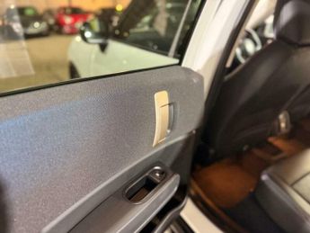 MINI Countryman 1.5C MHEV Classic Auto Euro 6 (s/s) 5dr