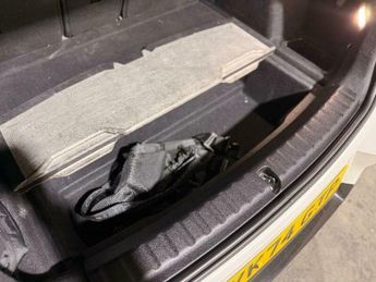 MINI Countryman 1.5C MHEV Classic Auto Euro 6 (s/s) 5dr