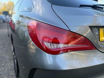 Mercedes-Benz CLA 2.1 CLA220d AMG Sport Shooting Brake 7G-DCT 4MATIC Euro 6 (s/s) 