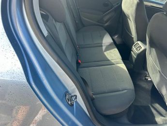 Volkswagen Golf SE TSI DSG