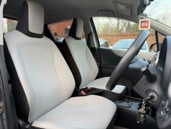 Toyota Yaris 1.0 Dual VVT-i Icon Multidrive S Euro 5