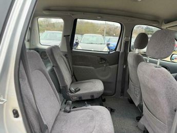 Toyota Yaris Verso 1.3 Verso Hatchback 5dr Petrol Automatic (165 g/km, 85 bhp)