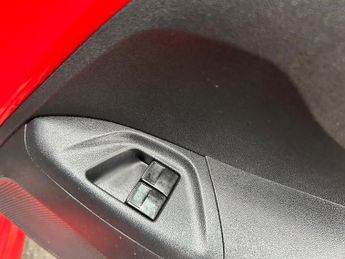 Citroen C1 PURETECH AIRSCAPE FLAIR