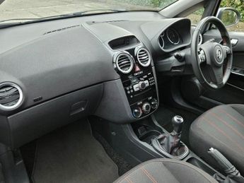 Vauxhall Corsa SXI AC