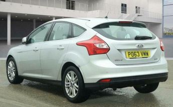 Ford Focus 1.0T EcoBoost Titanium Euro 5 (s/s) 5dr