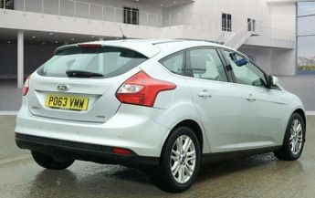 Ford Focus 1.0T EcoBoost Titanium Euro 5 (s/s) 5dr