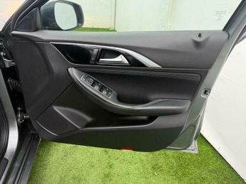 Infiniti Q30 2.2d SE DCT Euro 6 (s/s) 5dr