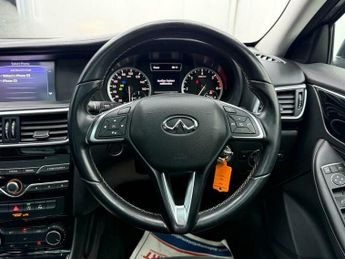 Infiniti Q30 2.2d SE DCT Euro 6 (s/s) 5dr