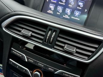 Infiniti Q30 2.2d SE DCT Euro 6 (s/s) 5dr