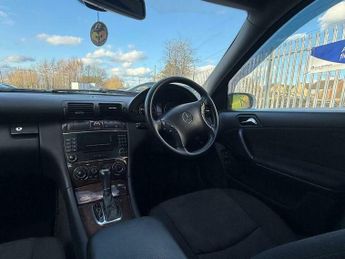 Mercedes-Benz C Class 1.8 C180 Kompressor Classic SE 4dr