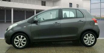 Toyota Yaris 1.33 Dual VVT-i T Spirit Euro 5 (s/s) 5dr