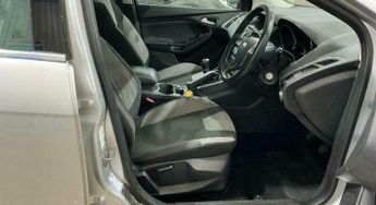 Ford Focus 1.6 Zetec Euro 5 5dr