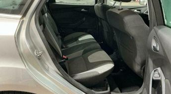 Ford Focus 1.6 Zetec Euro 5 5dr