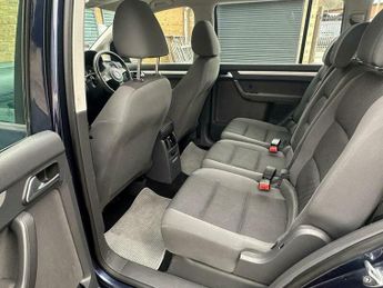 Volkswagen Touran 1.6 TDI BlueMotion Tech S DSG Euro 5 (s/s) 5dr