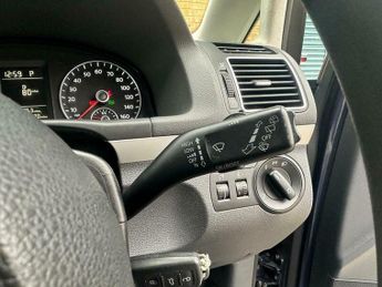 Volkswagen Touran 1.6 TDI BlueMotion Tech S DSG Euro 5 (s/s) 5dr
