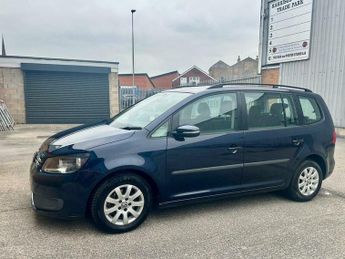 Volkswagen Touran 1.6 TDI BlueMotion Tech S DSG Euro 5 (s/s) 5dr