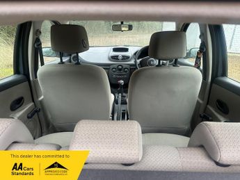 Renault Clio EXPRESSION 16V