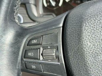 BMW 5 SERIES 2.0 520d Luxury Saloon 4dr Diesel Auto Euro 6 (s/s) (190 ps)