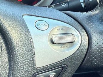 Nissan Juke 1.6 Tekna SUV 5dr Petrol XTRON Euro 6 (117 ps)