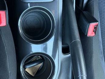 Nissan Juke 1.6 N-Connecta SUV 5dr Petrol XTRON Euro 6 (117 ps)