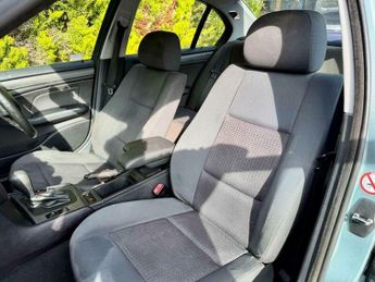 BMW 3 SERIES 2.2 320I SE Auto 4dr