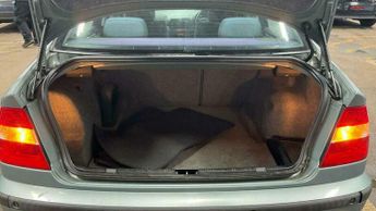 BMW 3 SERIES 2.2 320I SE Auto 4dr