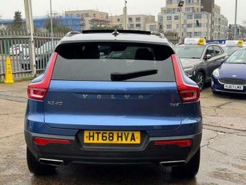 Volvo XC40 2.0 T4 R-Design Auto AWD Euro 6 (s/s) 5dr