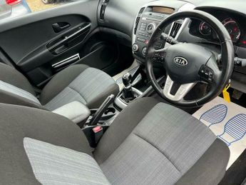 Kia Ceed 1.6 CRDi 2 Sports Wagon Auto Euro 5 5dr