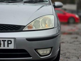 Ford Focus 1.6i 16v Zetec 5dr