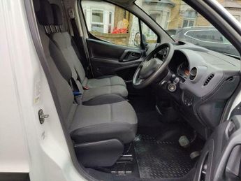 Citroen Berlingo E 635 LX CVT FWD L1 H1 5dr