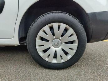 Citroen Berlingo E 635 LX CVT FWD L1 H1 5dr