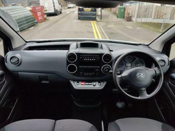 Citroen Berlingo E 635 LX CVT FWD L1 H1 5dr