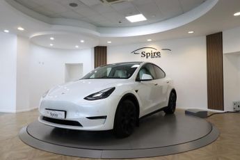 Tesla Model Y LONG RANGE AWD