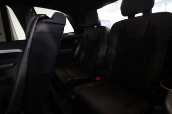 Volvo XC90 B5 R-DESIGN AWD