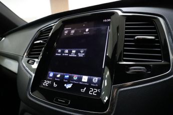 Volvo XC90 B5 R-DESIGN AWD