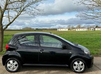 Toyota AYGO 1.0 VVT-i Black Euro 4 5dr (AC)