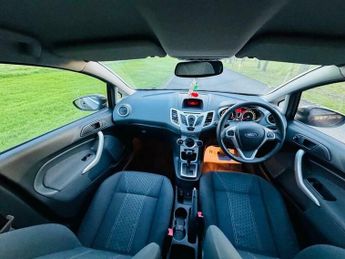 Ford Fiesta 1.4 Titanium 5dr