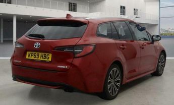 Toyota Corolla 2.0 VVT-h Design Touring Sports CVT Euro 6 (s/s) 5dr