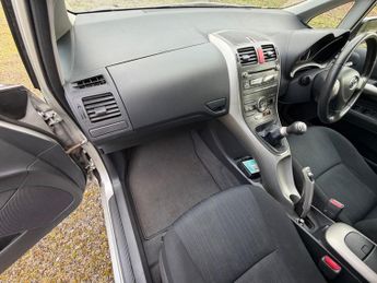 Toyota Auris VVT-I TR