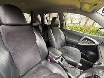 Toyota RAV4 D-CAT SR AWD