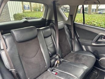 Toyota RAV4 D-CAT SR AWD