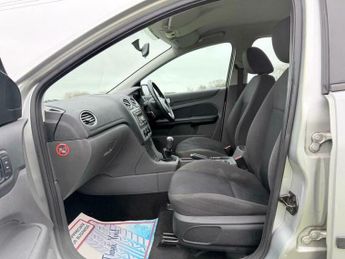 Ford Focus 1.6 Zetec Climate 5dr